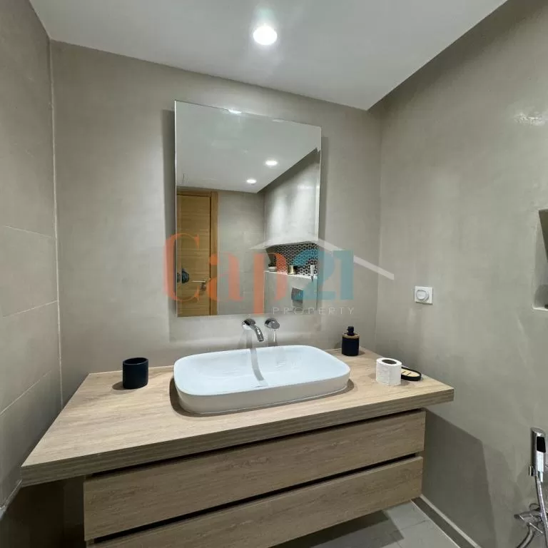 Trés bel appartement à louer, Marina de Tanger