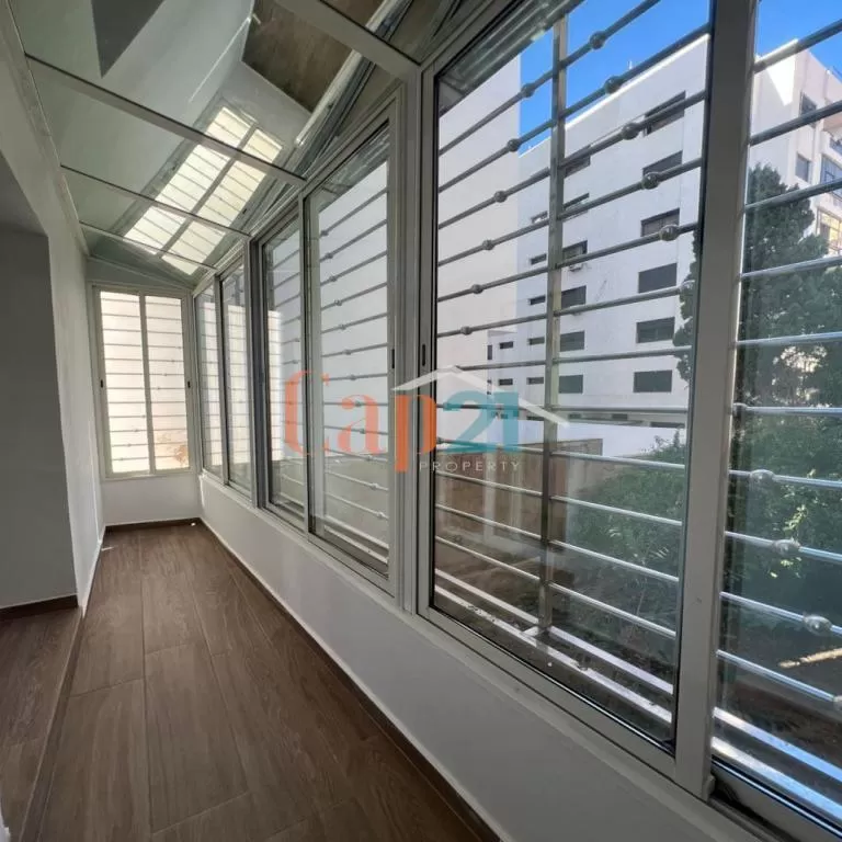 Appartement à louer longue durée à iberia Tanger