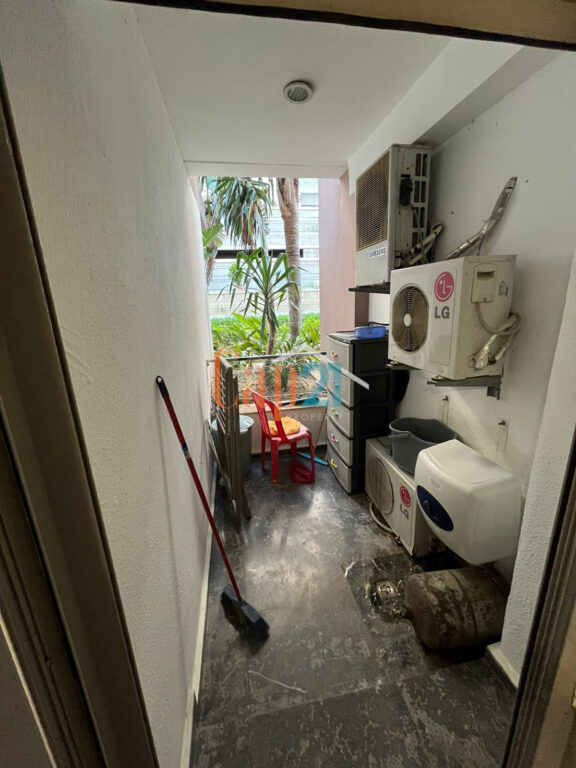 Appartement meublé avec jardin et piscine à louer