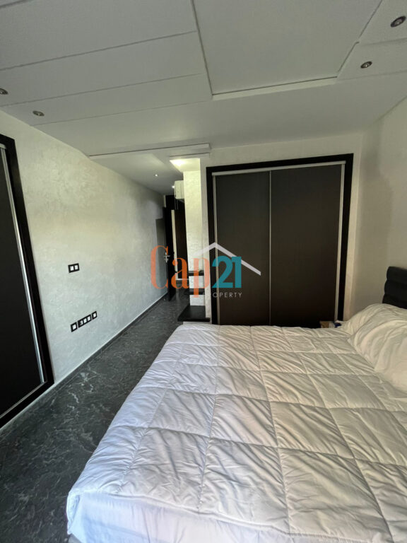 Appartement meublé avec jardin et piscine à louer