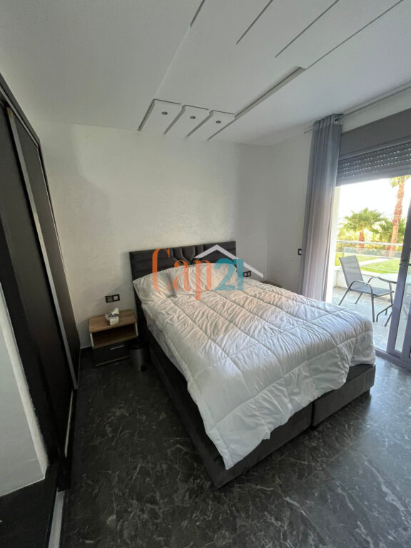 Appartement meublé avec jardin et piscine à louer