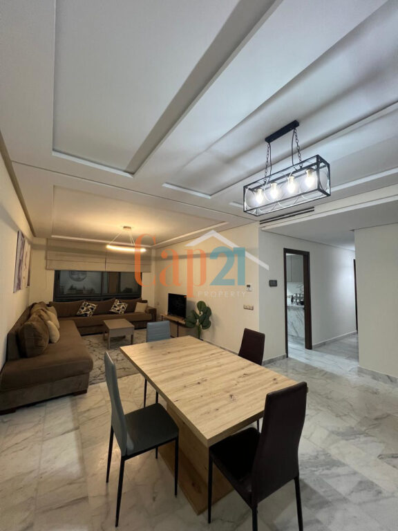 Location d'un bel appartement meublé à Place Mozar