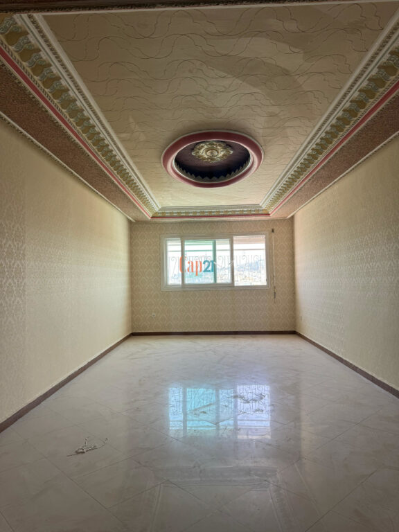 Location appartement vide spacieux à Riad Tetouan