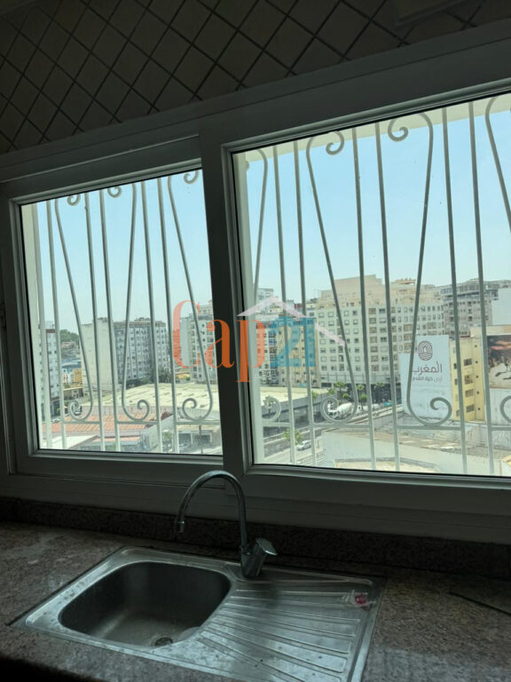Location appartement vide spacieux à Riad Tetouan