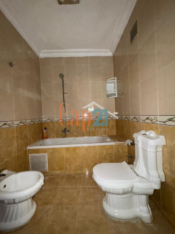 Location appartement vide spacieux à Riad Tetouan
