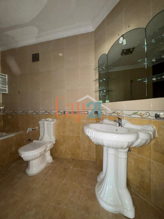 Location appartement vide spacieux à Riad Tetouan