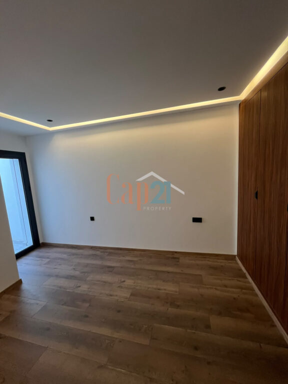 Appartement neuf jamais habité à louer vide Iberia