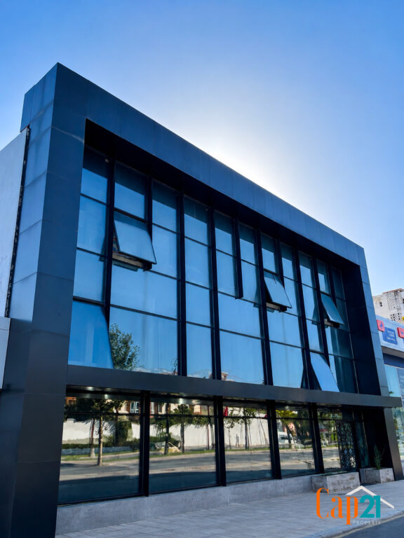 Local commercial neuf à louer – Emplacement stratégique à Tanger