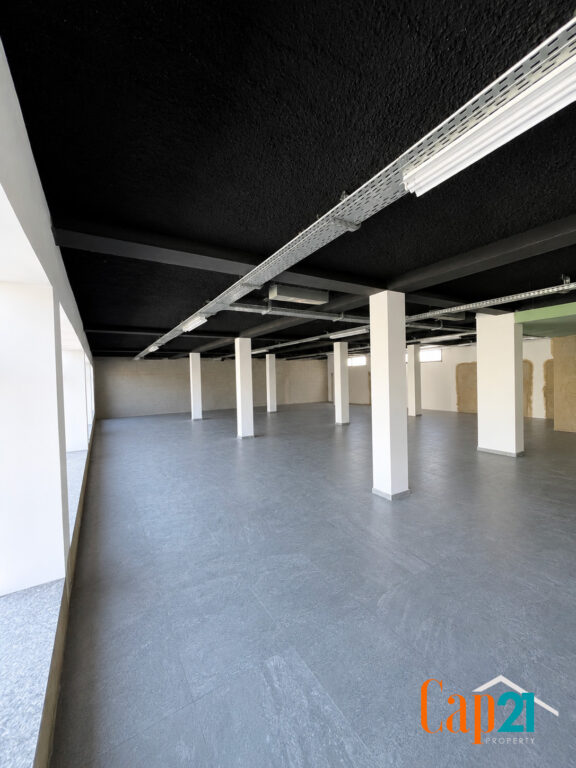 Local commercial neuf à louer – Emplacement stratégique à Tanger
