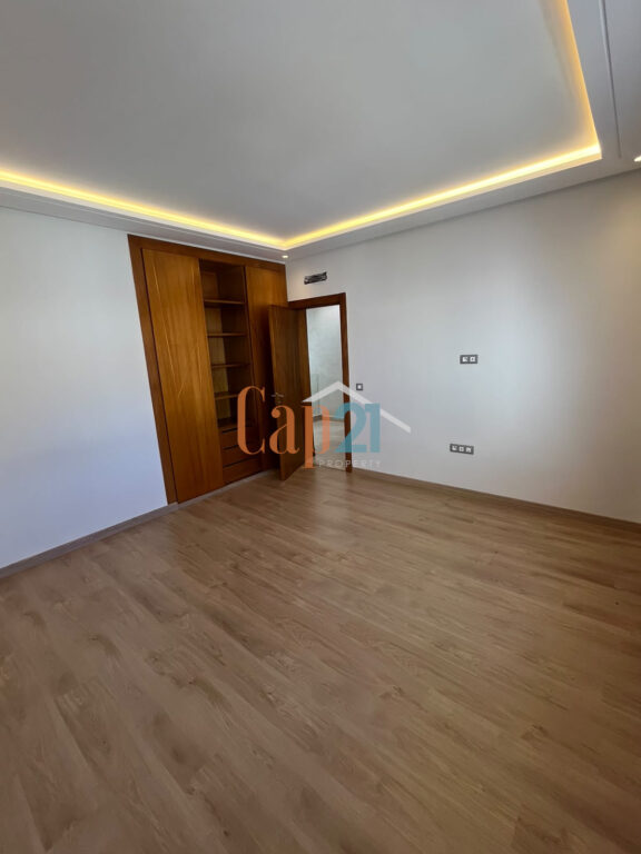Villa 4Ch moderne vide à louer à Boubana