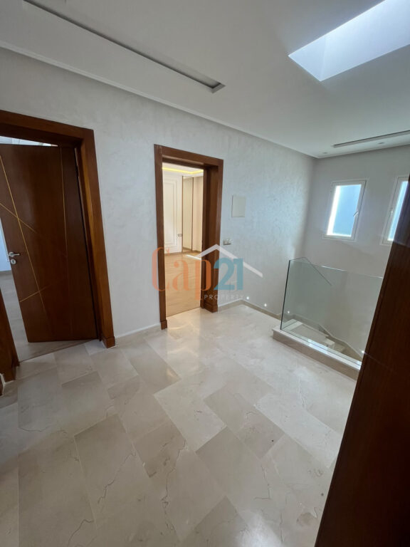 Villa 4Ch moderne vide à louer à Boubana