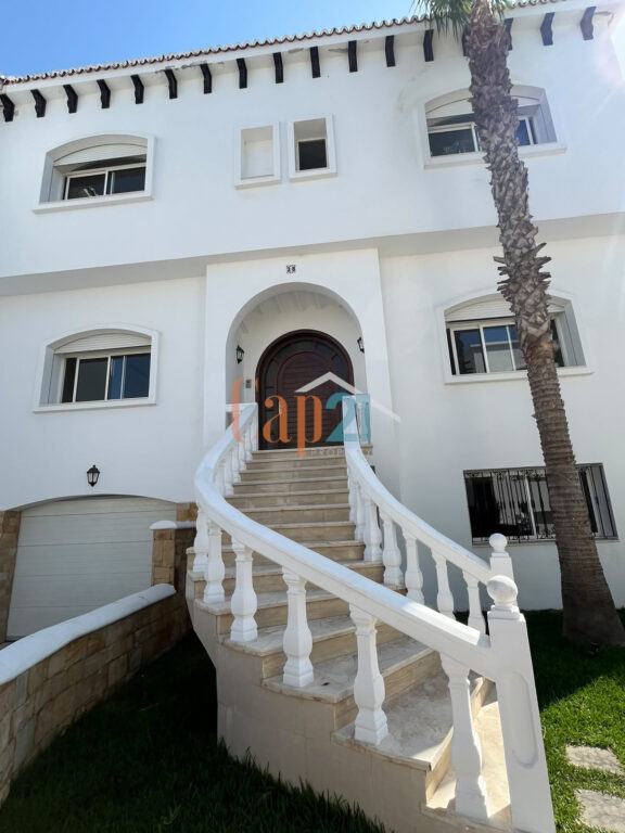 Villa 4Ch moderne vide à louer à Boubana