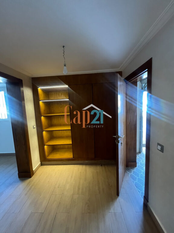 Villa 4Ch moderne vide à louer à Boubana