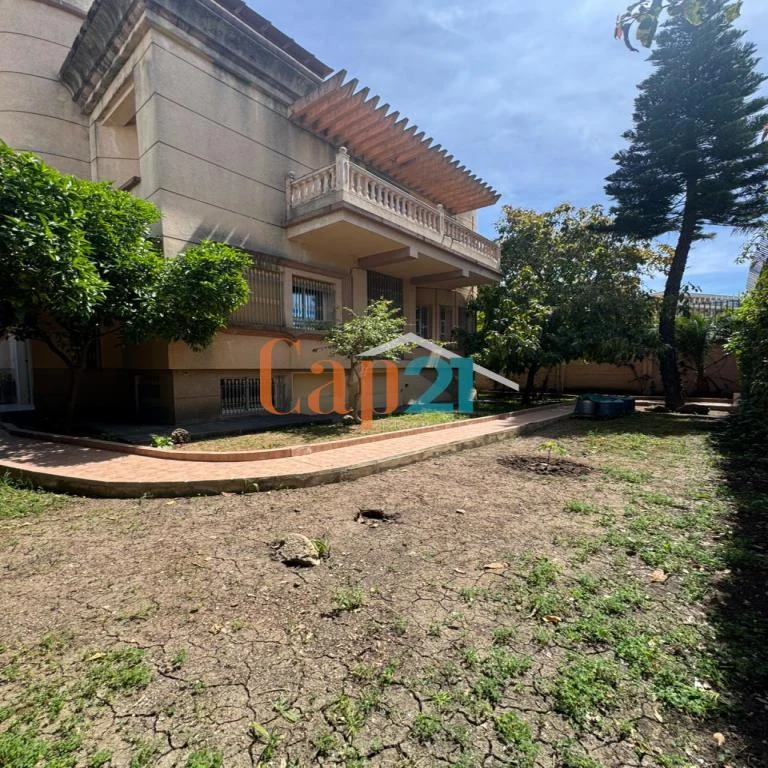 Villa à vendre vide à Val Fleuri